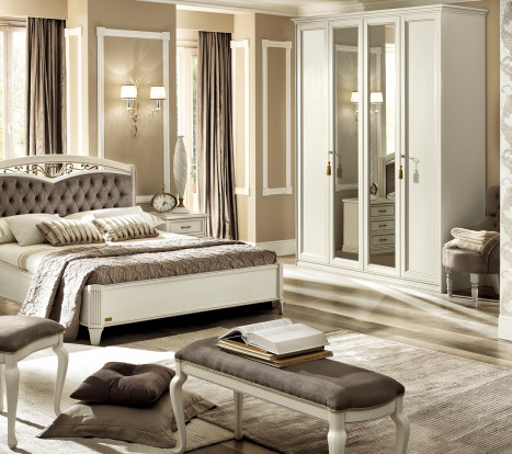 THE NOSTALGIA CLASIC BEDROOM