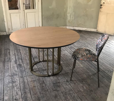 ΤΡΑΠΕΖΑΡΙΑ LEVI