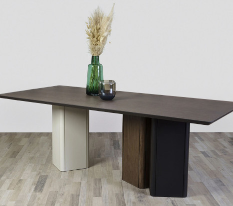 ΤΡΑΠΕΖΑΡΙΑ LOBBY