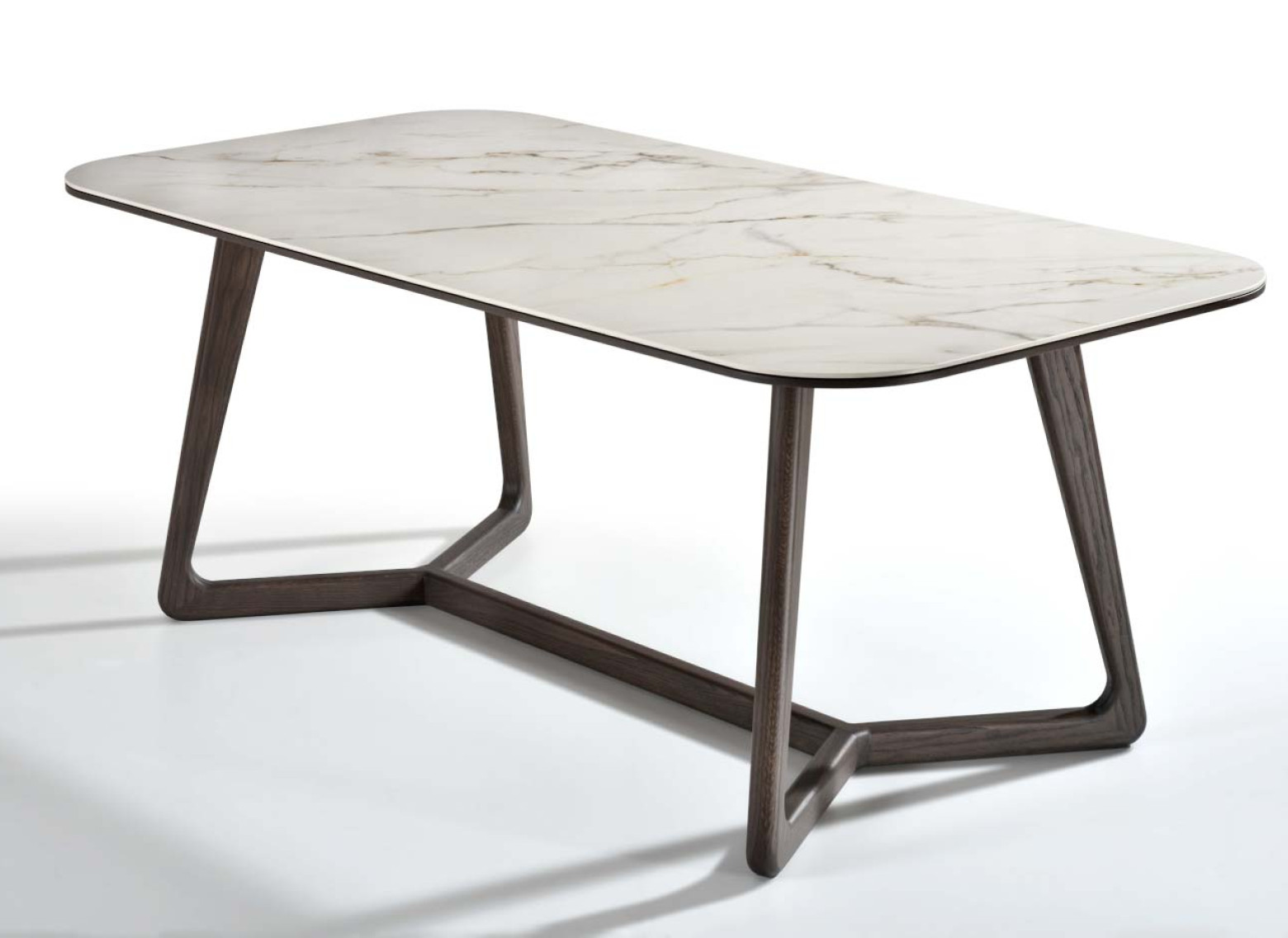 ΤΡΑΠΕΖΑΡΙΑ TOTEM