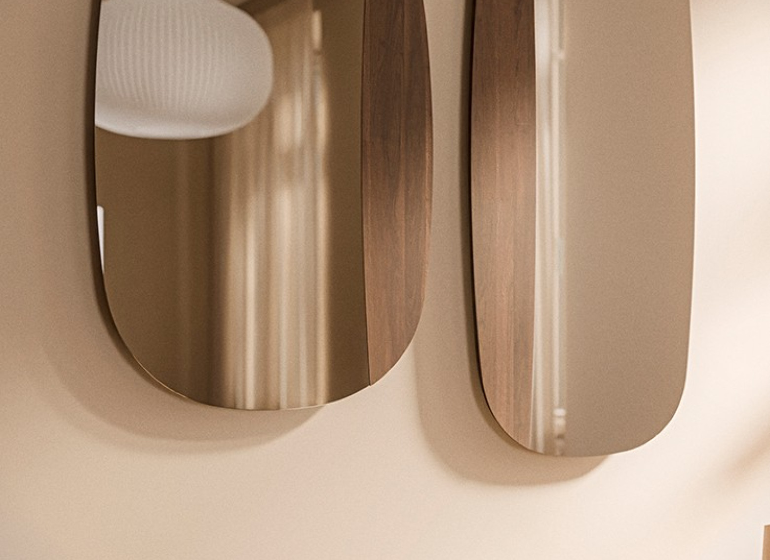 ΚΑΘΡΕΠΤΗΣ POND