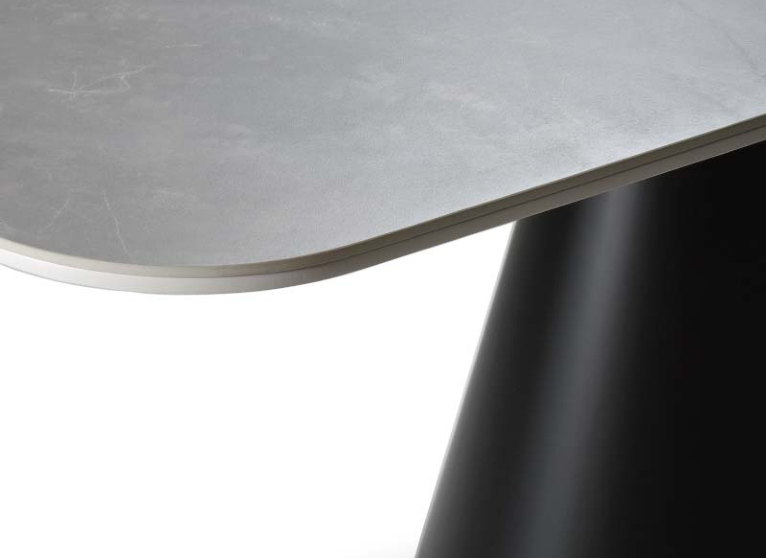 ΤΡΑΠΕΖΑΡΙΑ PANDORA