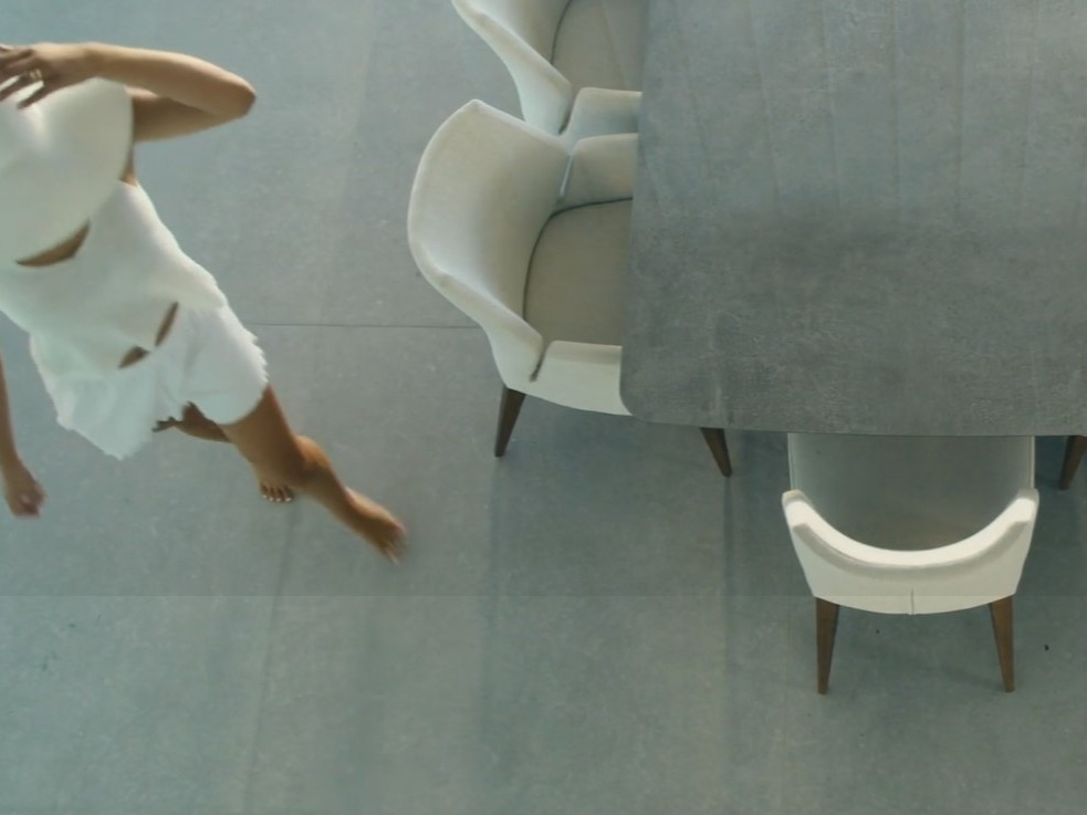 ΕΠΙΦΑΝΕΙΑ ΑΠΟ PORCELANATO (ΚΕΡΑΜΙΚΟ)