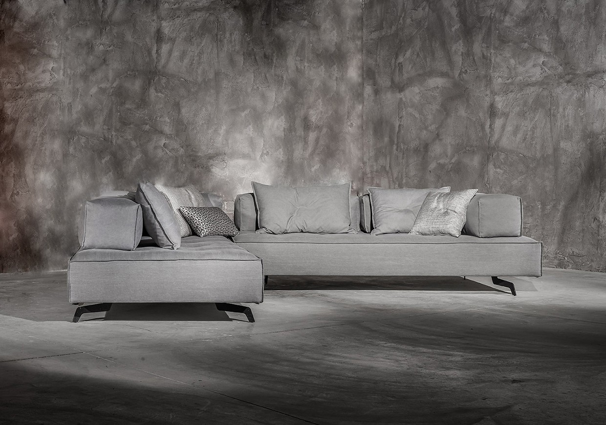 THE FRANKIE CORNER SOFA