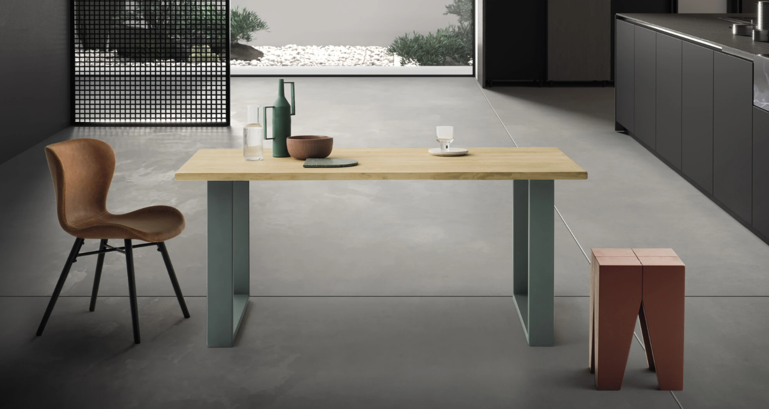 ΤΡΑΠΕΖΑΡΙΑ TOP #33 SQUARE by Devina Nais