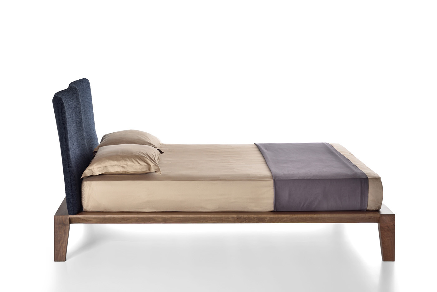 THE FANCY BED